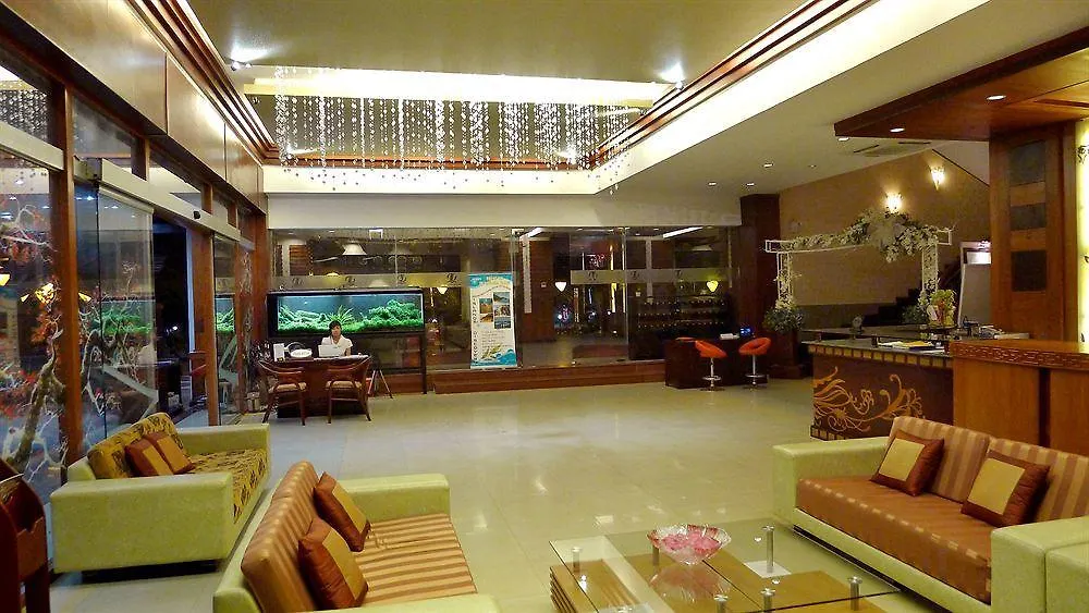 ****  The Light Hotel נה טראנג וייטנאם