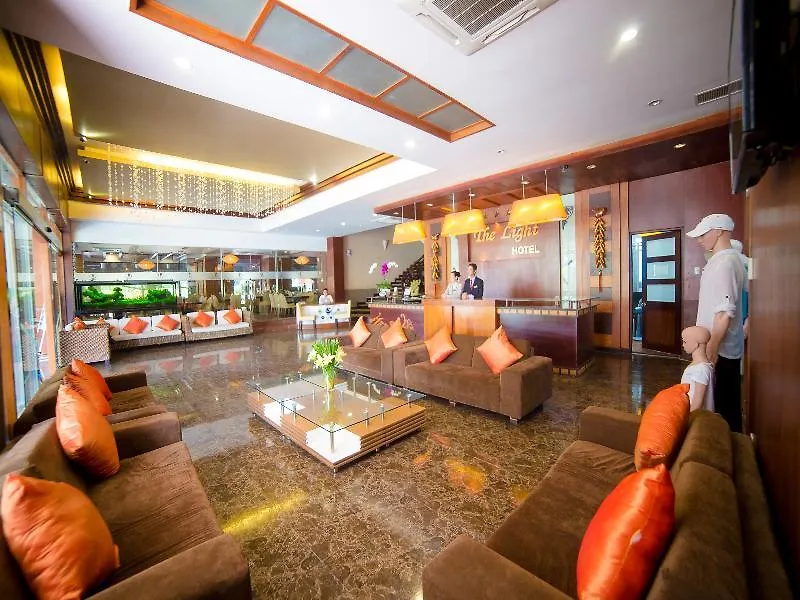 The Light Hotel נה טראנג
