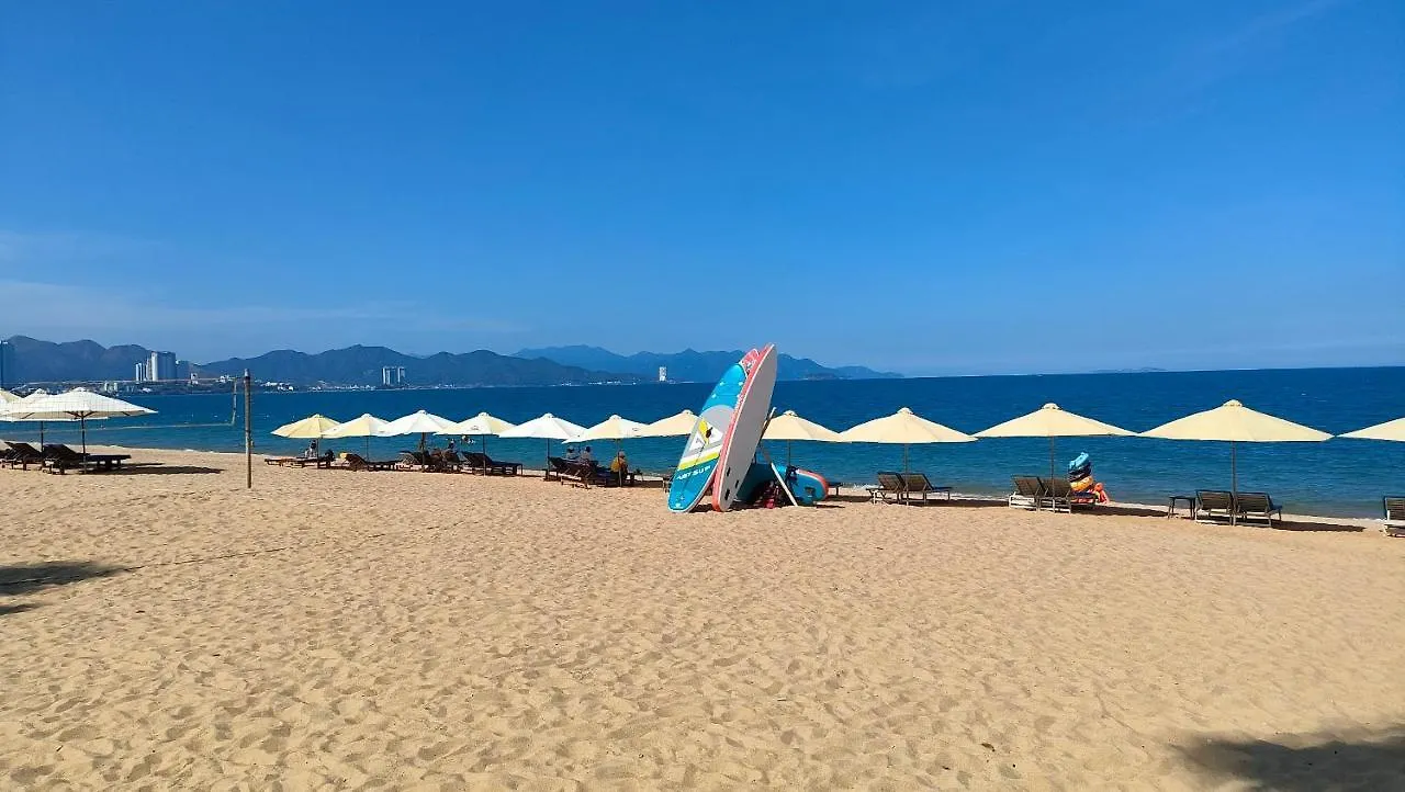 The Light Hotel Nha Trang 4*,  Vietnam